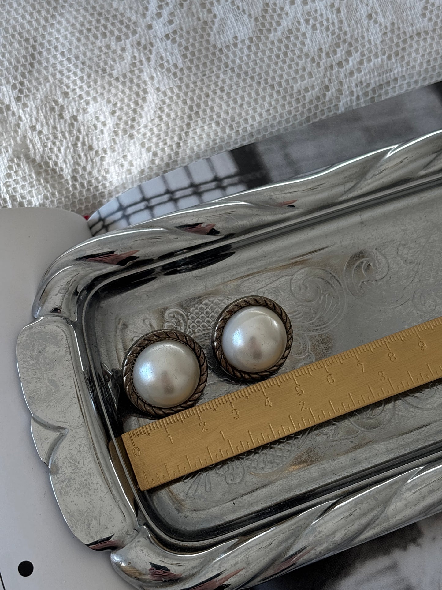 Vintage sudraba toņa auskari-klipši ar mākslīgajām pērlēm