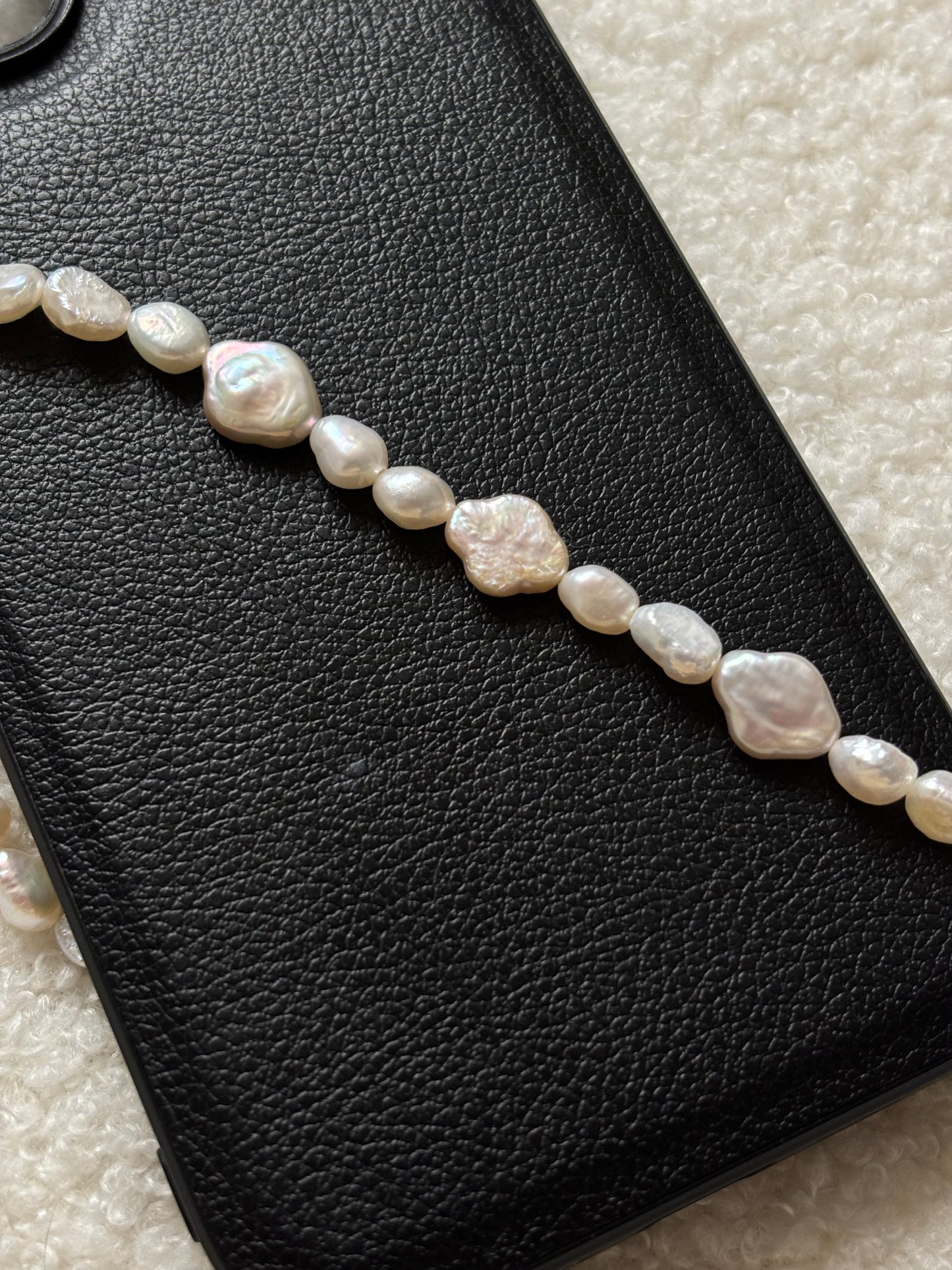 Irregular baroque freshwater pearl phone strap wristlet