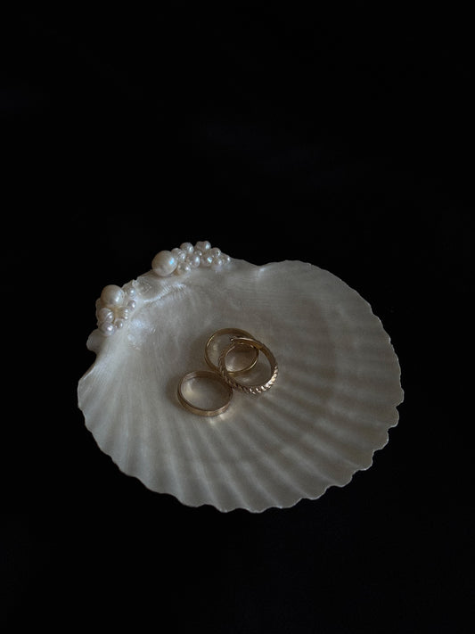 Natural shell jewelry tray Aphrodite - mother of pearl