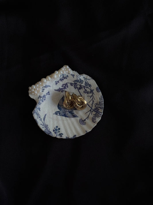 Natural shell jewelry tray Aphrodite - vintage motif